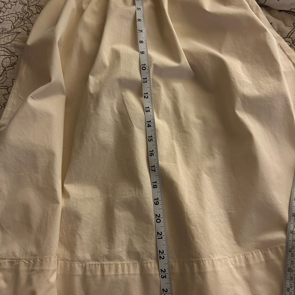 Everlane elastic waist cream skirt
